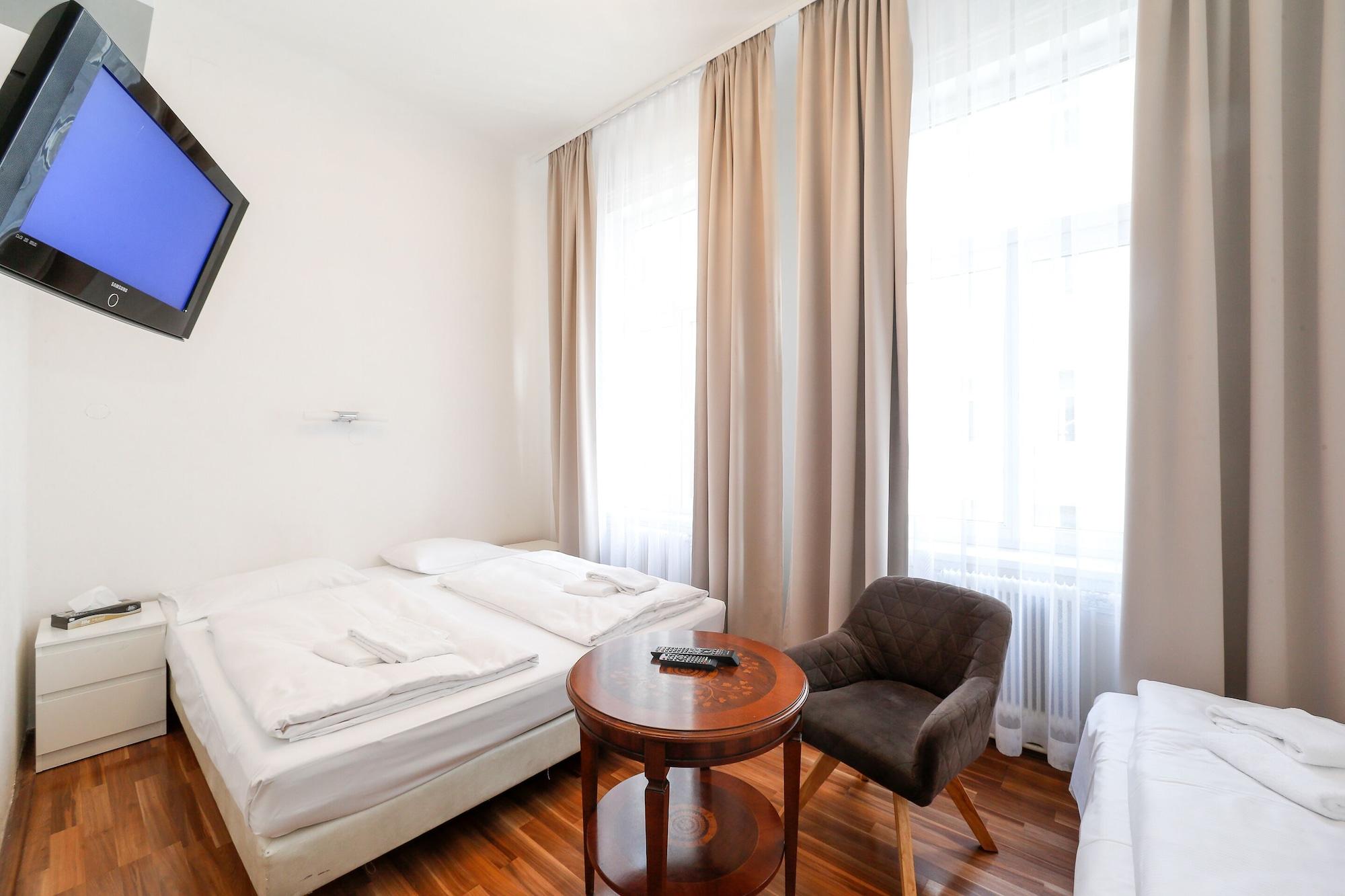 Timeout City Hotel, 5 Min To City Center, Self Check In Вена Экстерьер фото