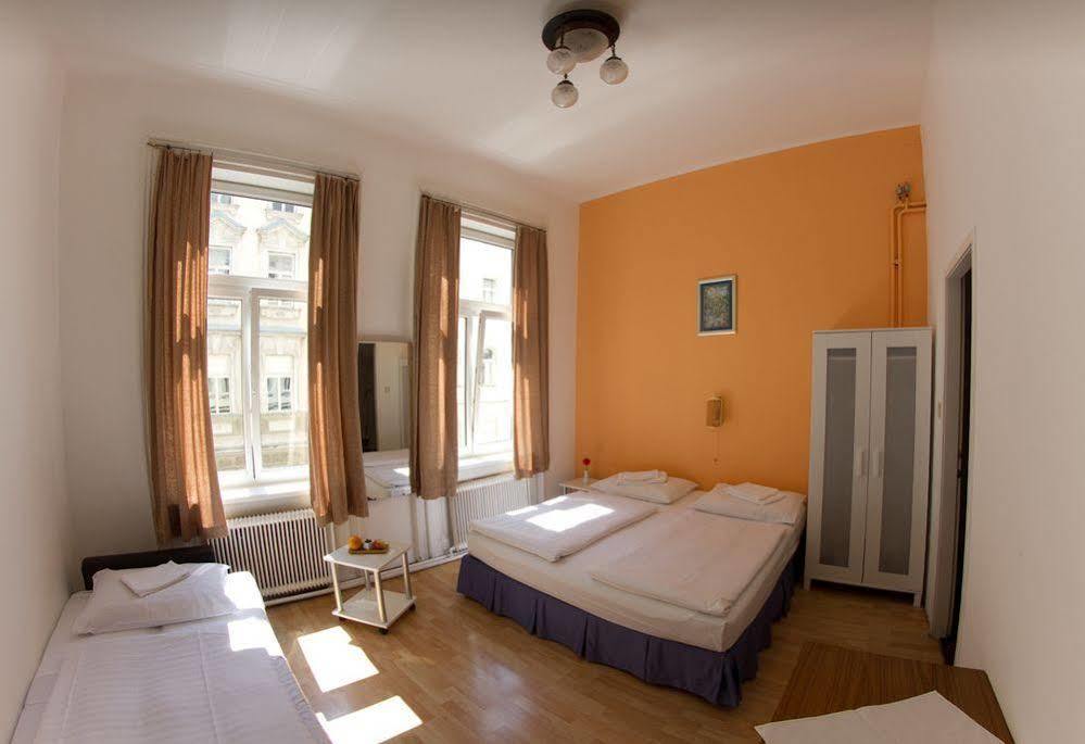 Timeout City Hotel, 5 Min To City Center, Self Check In Вена Экстерьер фото