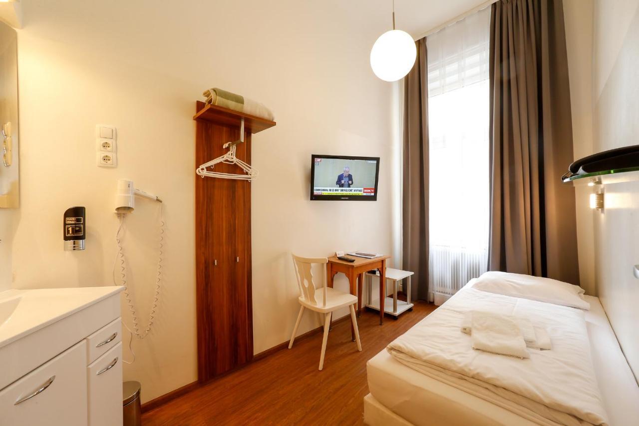 Timeout City Hotel, 5 Min To City Center, Self Check In Вена Экстерьер фото
