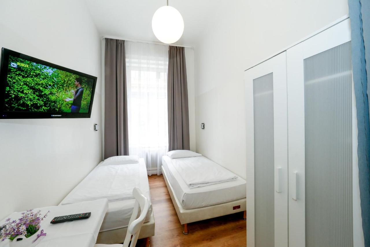 Timeout City Hotel, 5 Min To City Center, Self Check In Вена Экстерьер фото