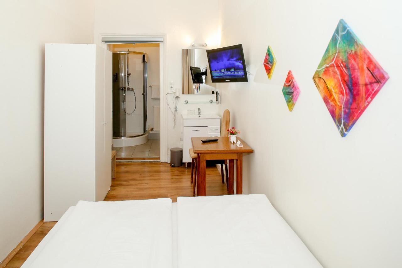 Timeout City Hotel, 5 Min To City Center, Self Check In Вена Экстерьер фото